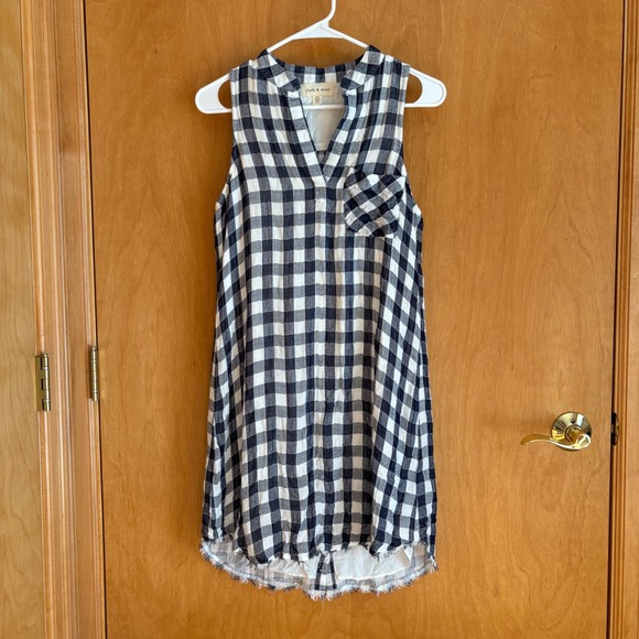 cloth & stone Dresses & Skirts - Cloth &‎ Stone Gingham Check Sleeveless Button Front Dress XS